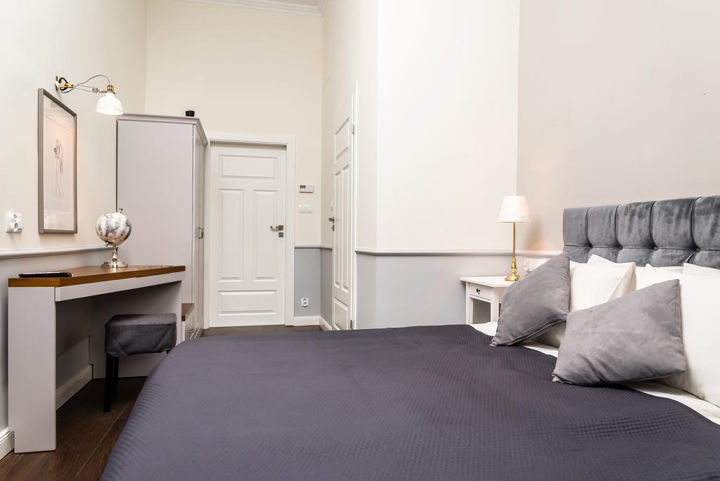 Angel House Aparthotel Красков Екстериор снимка