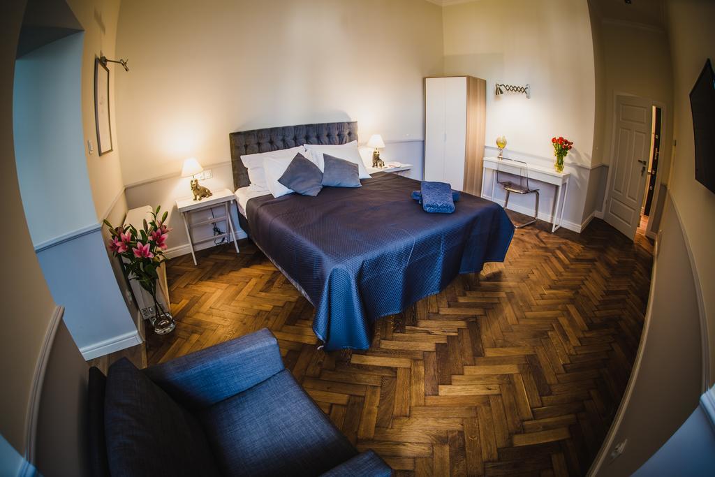 Angel House Aparthotel Красков Екстериор снимка