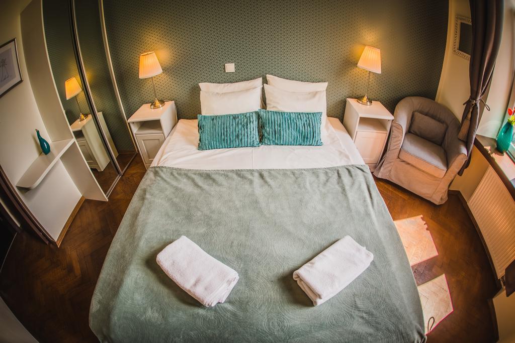 Angel House Aparthotel Красков Екстериор снимка