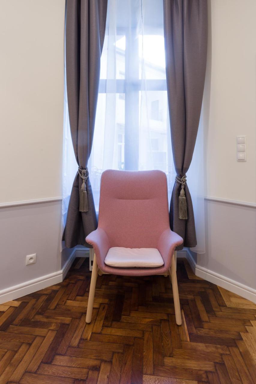 Angel House Aparthotel Красков Екстериор снимка